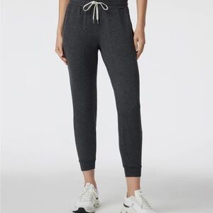 Vuori Performance Jogger